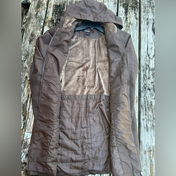 Weather Tamer Women’s Brown Hooded Full Zip Medium Coat/Jacket - Picture 4 of 6